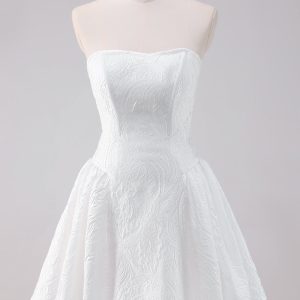 Simple White A-Line Strapless Mini Dress